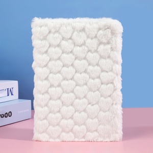 Carnet en peluche Cœur d'amour, tendance et mignon, pour étudiant, cadeau, prix d'activité - Product Image 2