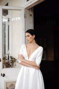 فستان زفاف برقبة V عميقة فرنسي خفيف ، فستان صيفي طويل أبيض جديد ، فستان شاطئ عاري الظهر للعطلات الشاطئية - Product Image 3