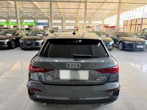 Exportation vers la Russie : Audi A3 Sportback 35 TFSI Luxe Sport d'occasion 2022 à vendre, faible kilométrage, peinture d'origine, provenance Chine - Product Image 3