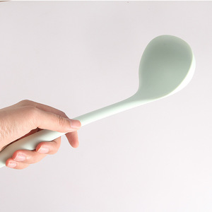 Cucharón de silicona para sopa, mango largo, engrosado, antiadherente, resistente al calor, para olla caliente, cocina, utensilio de cocina - Product Image 1