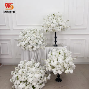 Nouvelle Boule de Fleurs Artificielles Blanches Lisses de 60 cm pour Mariage, Composition Florale de Roses, Centre de Table pour Décoration de Mariage - Product Image 2