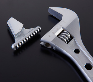 Disen 12นิ้วปรับได้สำหรับเครสเซนต์ประแจที่จับตัวชี้วัดขนาดใหญ่เกล็ดสีดำออกไซด์แกะสลักด้วยเลเซอร์ CR-V เหล็กสำหรับบ้าน garag - Product Image 4