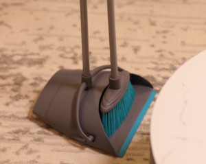 Venta caliente herramienta de limpieza del hogar doble peine dientes soporte vertical escoba recogedor conjunto mango largo recogedor de plástico cepillo plegable - Product Image 3