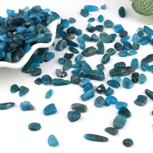 Grosir Batu Permata Kristal Mengkilat Kepingan Alami Apatit Biru untuk Penyembuhan