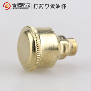 Accessoire de pulvérisateur à pompe à piston à trois cylindres avec gobelet à graisse de 21/22/26/28/30/40/60 ml, pulvérisateur puissant pour le nettoyage et l'utilisation de pesticides - Product Image 1