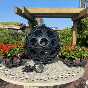 Maceta Decorativa con Forma de Bola para Jardín, Diseño Nuevo en Oferta, Maceta Colgante con Forma de Bola - Product Image 1