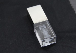 Tùy chỉnh 32GB pha lê USB Stick USB 3.0 Bộ nhớ với ánh sáng LED <span class=keywords><strong>2GB</strong></span> 4GB 8GB 32GB Công suất sản phẩm mới thẻ nhớ phong cách - Product Image 5