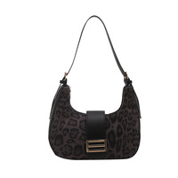 Nouveauté en vente chaude : sacs fourre-tout pour femmes, sacs en cuir décontractés en forme de demi-lune pour femmes, sac à bandoulière sous le bras pour femme, sac à main tendance pour femmes, léopard