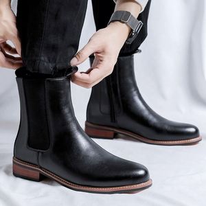 Botas Nuevas de Trabajo con Punta en Pico para Hombre - Product Image 3