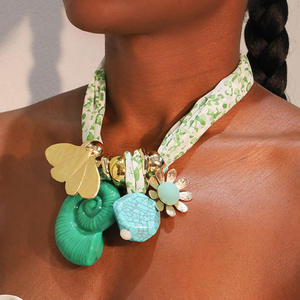 2025 remise promotionnelle fabricant haute qualité nouveau collier d'été 2025 foulard en soie charmant meilleur ami Bandana collier - Product Image 3