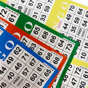 Juego de Bingo Multicolor Personalizado con Hojas de Papel Impresas Digitalmente, Caja Metálica y Marcadores - Product Image 3