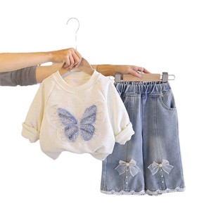 Ensemble sweat-shirt et <span class=keywords><strong>pantalon</strong></span> long pour bébé, style printemps, motif papillon, nouvelle collection 2026, décontracté et élégant pour filles, deux pièces à manches longues - Product Image 5