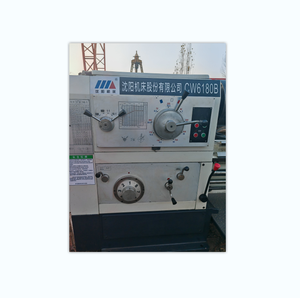 Tour manuel d'<span class=keywords><strong>occasion</strong></span> 6180*3000mm, bien entretenu, <span class=keywords><strong>de</strong></span> précision, robuste, pour le tournage d'arbres et <span class=keywords><strong>de</strong></span> composants métalliques, prêt à l'emploi - Product Image 1