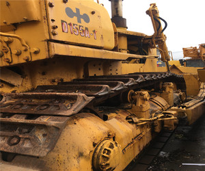 Bulldozer KOMATSU D155A Usado a Gran Escala - Chasis de Alta Resistencia, Duradero y Robusto, Comprobado por Años de Experiencia en Construcción - Product Image 6