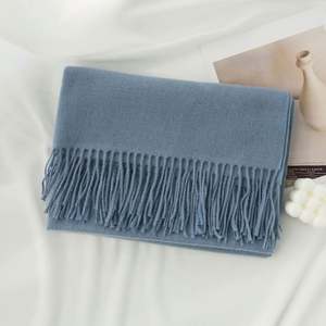 ผ้าพันคอแคชเมียร์โพลีเอสเตอร์สีทึบผ้าพันคออบอุ่นเรียบง่ายสีแดงเรียบง่ายผ้าพันคอสำหรับ YHK0033ผู้หญิง - Product Image 6