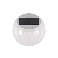La lampe actionnée solaire imperméable extérieure de barrière de LED a mené le réverbère de mur pour des escaliers de jardin