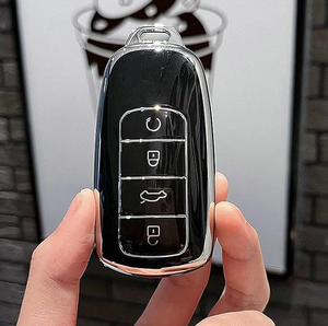 Funda Protectora para Llave de Auto Chery Omoda 5, Tiggo, Exeed 8, Arrizo 5 Plus, Tenet T8, T7, T4, Carcasa de TPU Suave con Borde Dorado Cromado - Product Image 5