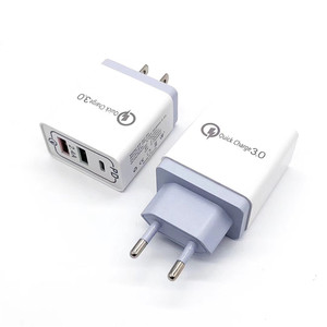 Porta Type-C3 PD tipo <span class=keywords><strong>C</strong></span> USB <span class=keywords><strong>C</strong></span> caricatore adattatore da viaggio + 18W Smart QC 3.0 USB ricarica rapida QC3.0 per <span class=keywords><strong>iPhone</strong></span> samsung Galaxy - Product Image 5
