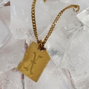 Collier avec pendentif carré en acier inoxydable personnalisé, logo gravé, plaqué or 18 carats, pour femmes - Product Image 6