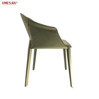 Chaise de salle à manger italienne classique de luxe moderne à coque souple avec accoudoirs chaises de Restaurant siège et dossier en cuir dur rembourré
