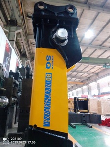 Disjoncteur hydraulique SQ 80 type BOX avec accumulateur et système de graisse automatique adapté aux excavatrices de 18 à 26 tonnes pour la démolition - Product Image 5