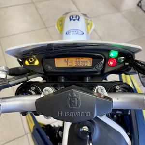 Para Motocicleta 701 sin Escobillas, 690cc, 80km/h, 01/2016, 145kg - Product Image 4