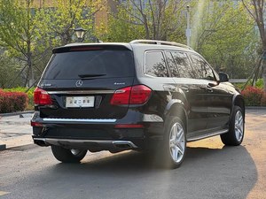 Mercedes-Benz GL Class 2015 GL <span class=keywords><strong>500</strong></span> <span class=keywords><strong>4MATIC</strong></span> d'occasion, SUV de luxe grand format, 4.0T V8 biturbo, transmission intégrale, 7 places, premium - Product Image 4