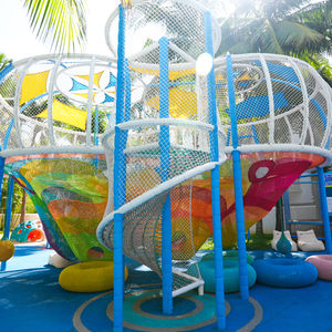 Peralatan Area Bermain Anak Hotel & Pusat Perbelanjaan, Paduan Logam, Fasilitas Bermain Panjat Dinding dan Interaktif Indoor/Outdoor - Product Image 1