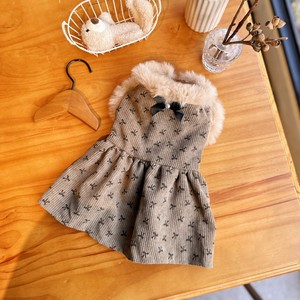 Robe à double couche à poitrine ouverte avec doublure en velours côtelé et polaire, adaptée aux chats et aux chiens, idéale pour l'automne, l'hiver, et - Product Image 1