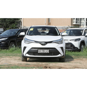 Trendy Crossover : <span class=keywords><strong>Toyota</strong></span> <span class=keywords><strong>CHR</strong></span> <span class=keywords><strong>2018</strong></span>, modèle avec toit ouvrant, moteur 2.0L, style unique, bien équipé, excellent rapport qualité-<span class=keywords><strong>prix</strong></span> - Product Image 3