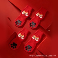 Nouvelles chaussettes pour animaux de compagnie, mignonnes, antidérapantes, en mélange de coton, motif dessin animé, style chinois, avec colle double face durable, pour Noël, pour l'exportation