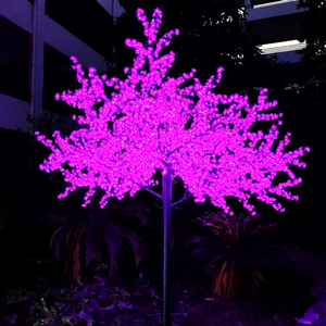 Lumière d'arbre LED décorative pour les places de festivals, les paysages de stations balnéaires et les attractions nocturnes de vacances - Product Image 1