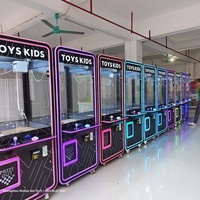 Machine à grue à animaux en peluche sur pied, directe usine, avec vitre transparente 4 faces et halo LED bleu glace, double tension 110V 240V