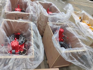 Good Quality <b>Iron</b> Casting 2 3/<b>8</b> to 4 1/2 XQ114/6B Hydraulic Tubing Power Tong for Well Drilling - Product Image 2