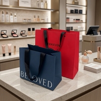 Sac fourre-tout en papier carton recyclé écologique avec poignée en ruban, logo personnalisé imprimé pour boutique de détail, cosmétiques, montres, lunettes