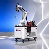 Robot de soudage collaboratif avec WiFi et interfaces de communication industrielles pour les configurations de lignes de production compactes
