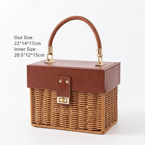 Cestini da Picnic Decorativi in Vimini Marrone con Manici in Metallo, Forma Rettangolare, Cesto Portatile per Conservazione - Product Image 2