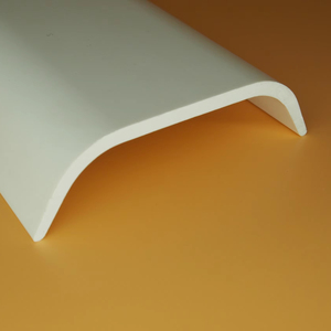 Perfil de Plástico PVC/UPVC Ecológico, Duradero y de Diseño Moderno, Poste Marcador de Borde de Carretera, Arco para Uso en Exteriores y Edificios - Product Image 1