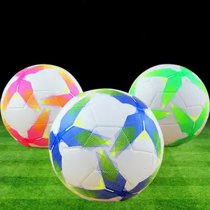 Оптовая продажа, популярный детский футбол, Лидер продаж, открытый футбольный мяч, размер 3, размер 5, индивидуальный логотип для детей