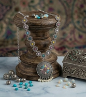 DIVYORO Ensemble collier et boucles d'oreilles longs, multicolores, à motif floral médaillon, oxydés, classiques, élégants, de créateur, pour mariage