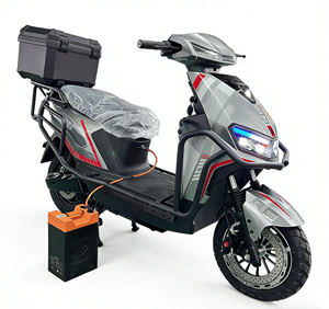 Motocicleta Eléctrica Todoterreno <span class=keywords><strong>de</strong></span> Alta Potencia Jiuyang 72V, Scooter Eléctrico <span class=keywords><strong>de</strong></span> Largo Alcance con Velocidad Superior a 80 km/h para Desplazamientos y Entrega <span class=keywords><strong>de</strong></span> Comida - Product Image 2