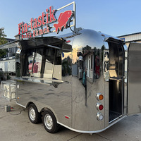 Camions de restauration mobiles, applications de vente de snacks, cuisines itinérantes, caravanes de restauration, remorques alimentaires