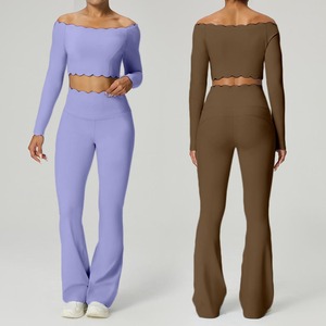 YIYI Set Sportivo da Donna 8 Pezzi ad Asciugatura Rapida con Reggiseno Floreale e Leggings Yoga a Vita Alta con Imbottitura Rimovibile - Product Image 4