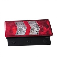 Feu arrière combiné 4133200W5202 pour camion léger JAC – Feu stop, marche arrière et clignotant