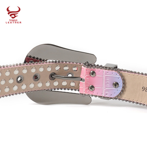 Ceinture en cuir PU de luxe personnalisée de style western avec boucle tête de mort, strass arc-en-ciel et motifs rock star colorés BB Simon - Product Image 4