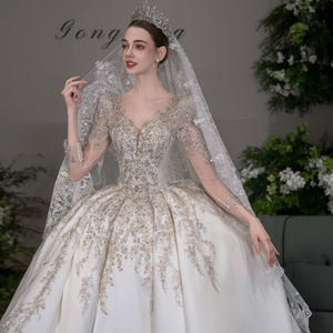 Vestido de Novia GT167 Moderno, Estilo Princesa, Manga Larga, Apliques, Escote Corazón, Cola de Capilla, Largo hasta el Suelo, Elegante, Satén Suave - Product Image 2