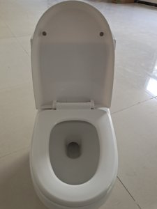Nouvelle conception de toilette monobloc en céramique / <span class=keywords><strong>WC</strong></span> / <span class=keywords><strong>WC</strong></span> à double chasse avec <span class=keywords><strong>abattant</strong></span> à fermeture douce et hauteur confortable pour la maison et l'hôtel - Product Image 5