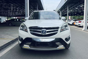 Le Moins Cher SUV Chinois Changan CS35 Compact d'Occasion, Conduite à Gauche, Essence, Modèle 2020 – Voitures Changan CS35 d'Occasion à Vendre - Product Image 3