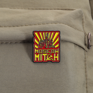 Mosca Russia smalto Pin Saint Basils cattedrale spilla risvolto <span class=keywords><strong>gioielli</strong></span> regalo per amici amanti dei viaggi e collezionisti - Product Image 3