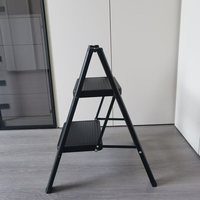 Échelle en acier simple et peu coûteuse à 2 marches fines pour grenier
